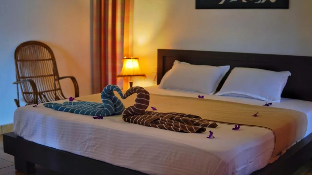 Resort Rain Clouds Wayanad Forest Retreat - The Best Couple Friendly Private Cottages With Bathtub India
