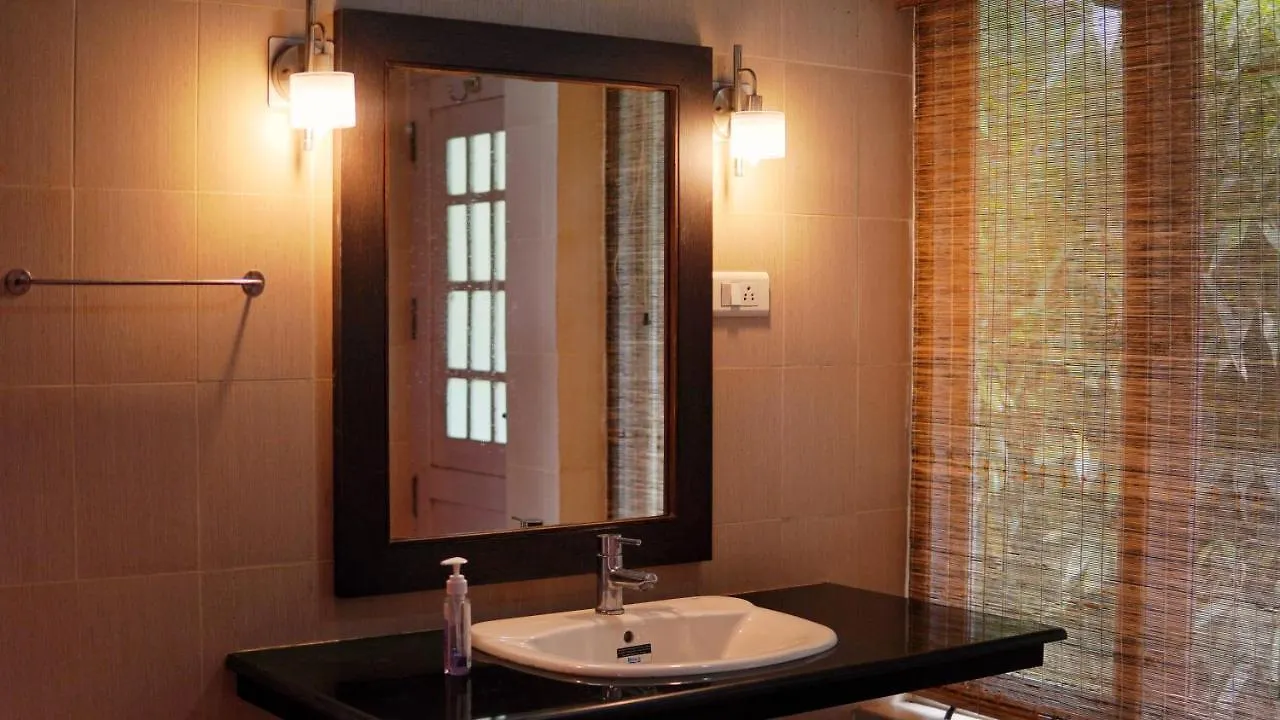 Rain Clouds Wayanad Forest Retreat - The Best Couple Friendly Private Cottages With Bathtub Resort