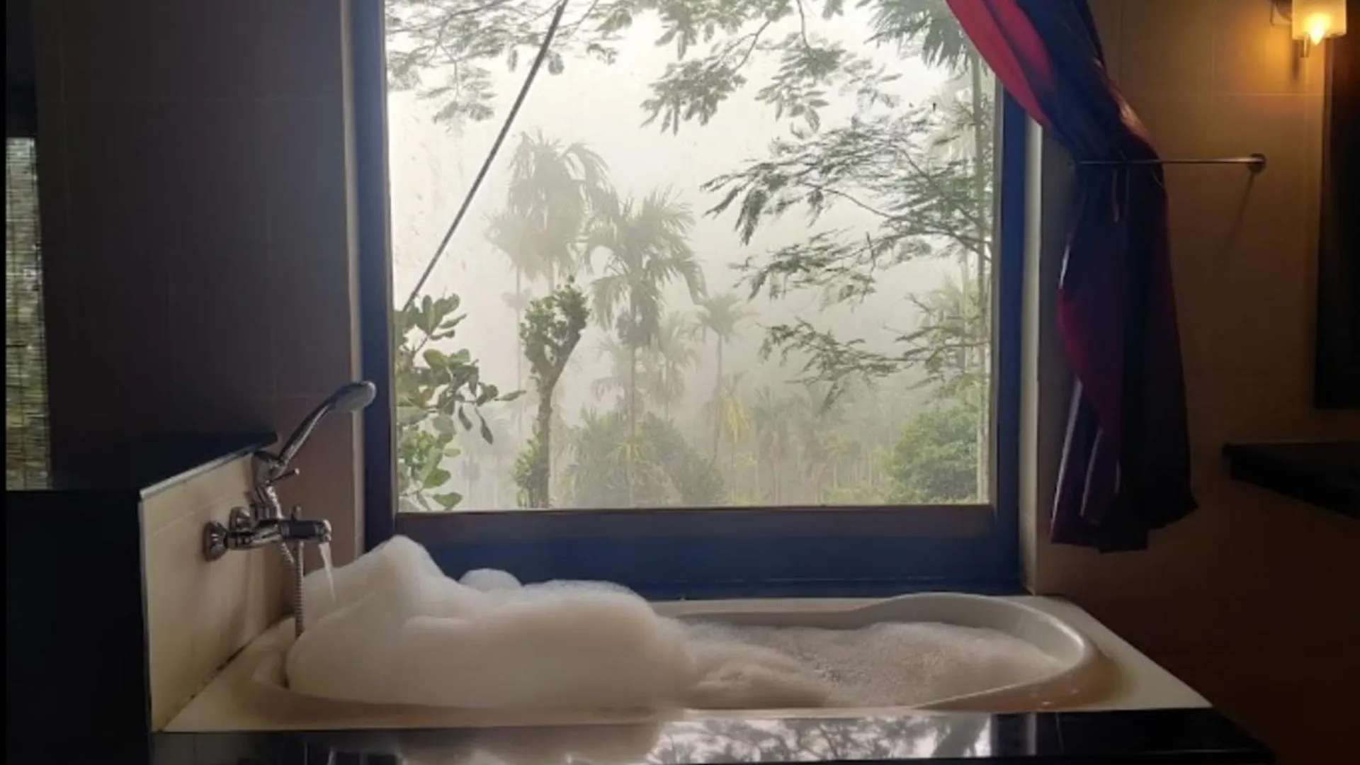 Rain Clouds Wayanad Forest Retreat - The Best Couple Friendly Private Cottages With Bathtub location