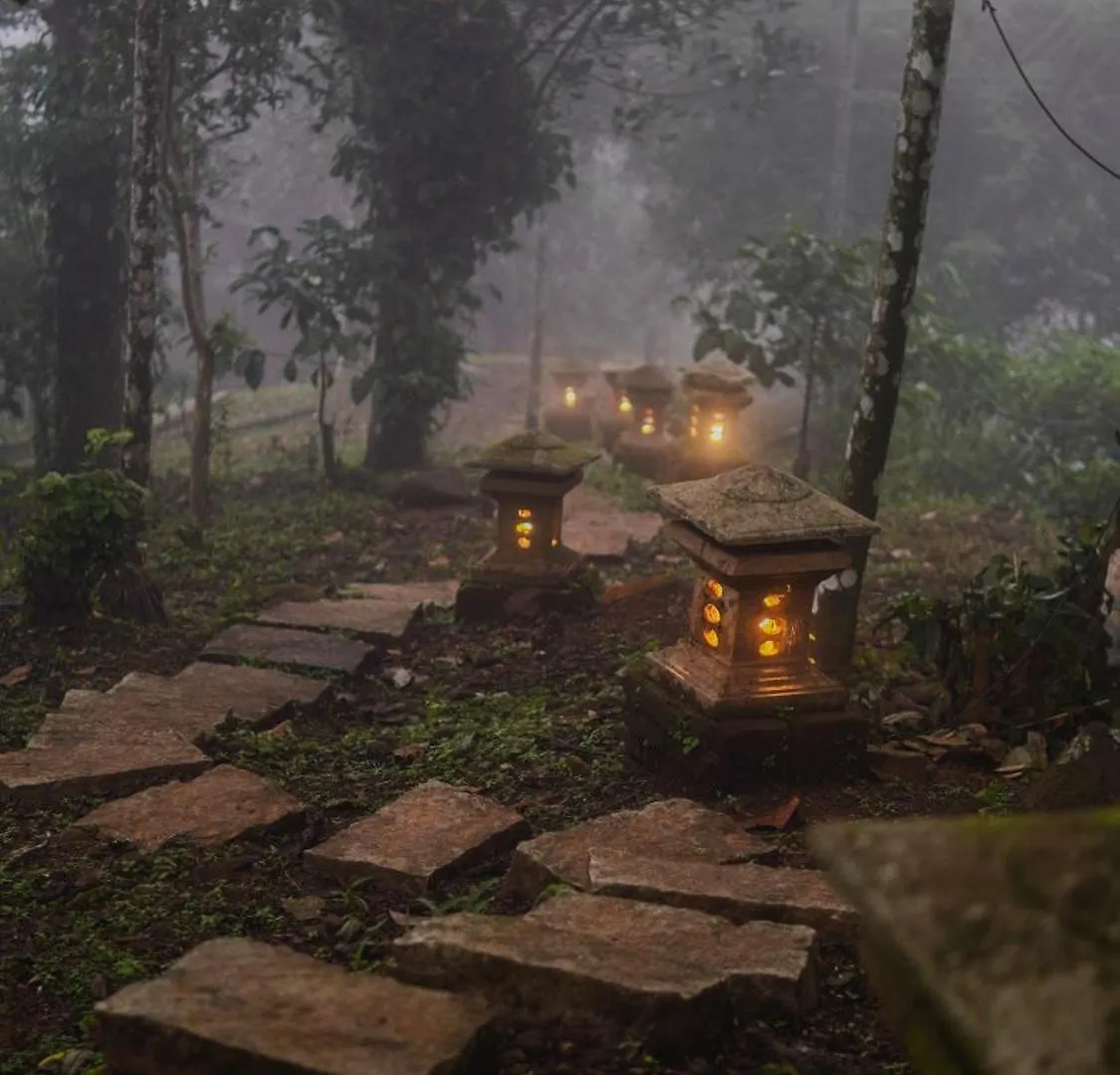 Rain Clouds Wayanad Forest Retreat - The Best Couple Friendly Private Cottages With Bathtub 0*,  India